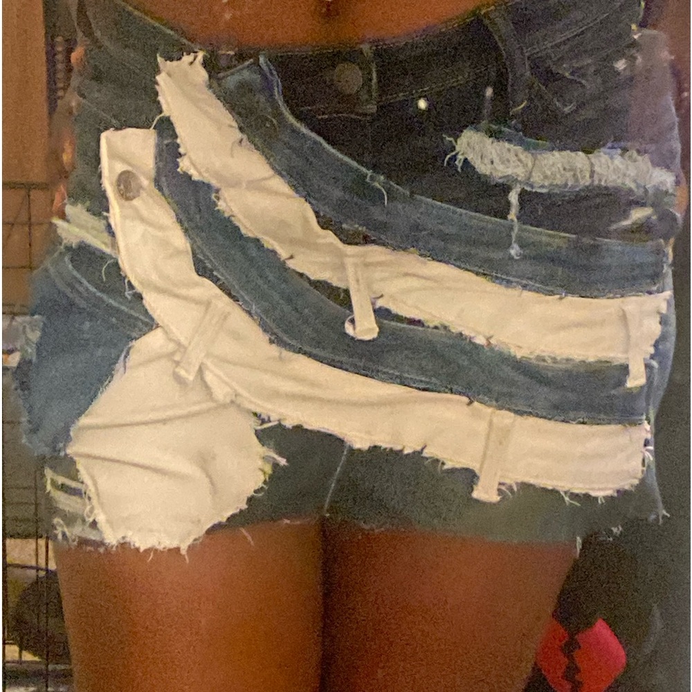 Meet your Posher, Myia